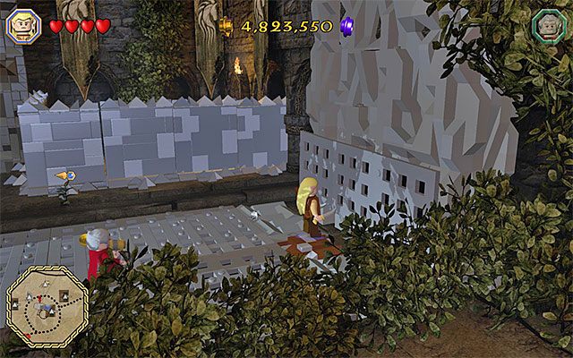 Dobiegnij do drugiej płyty naciskowej zanim pojawią się kolce - Odnajdywanie mithrilowych klocków (1-15) | Śródziemie - Mithrilowe klocki LEGO - LEGO The Hobbit - poradnik do gry