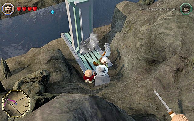 Musisz popchnąć blok z użyciem młota Dwalina - Śródziemie - Dotarcie do Siedzib Trolli | Opis przejścia LEGO The Hobbit - LEGO The Hobbit - poradnik do gry