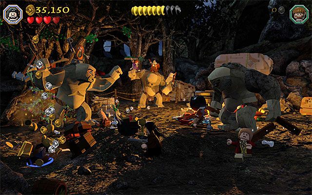 W obozowisku jest wiele obiektów nadających się do zniszczenia - Etap 4 (Roast Mutton) - Bitwa z trollami | Opis przejścia LEGO The Hobbit - LEGO The Hobbit - poradnik do gry