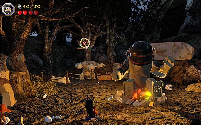 Zachowaj ostrożność, bo ostatni troll zacznie rzucać w bohaterów ciężkimi przedmiotami - Etap 4 (Roast Mutton) - Bitwa z trollami | Opis przejścia LEGO The Hobbit - LEGO The Hobbit - poradnik do gry