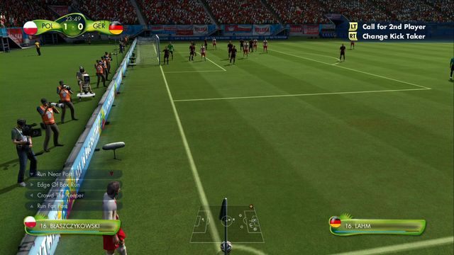 Wraz z tą specjalną, mistrzowską edycją Fify w grze masz możliwość wykorzystania tzw - Rzuty rożne - szybkie taktyki | Rozgrywka w 2014 FIFA World Cup Brazil - 2014 FIFA World Cup Brazil - poradnik do gry