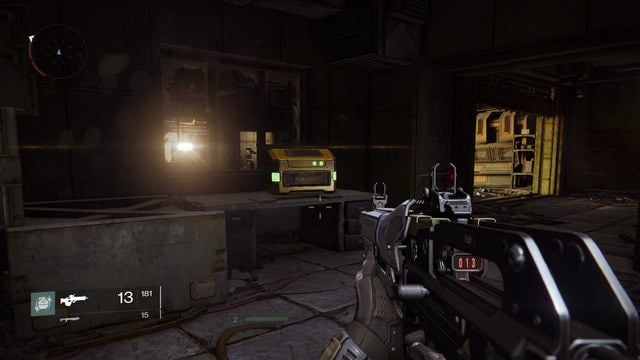 Pierwsza skrzynia na biurku po lewej stronie - Earth | Gold Chests | Destiny - Destiny - poradnik do gry