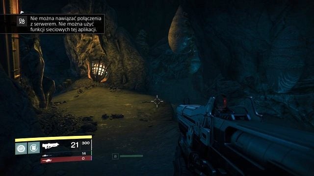 Po prawej od lampy ujrzysz przejście głębiej w jaskinie - Moon | Gold Chests | Destiny - Destiny - poradnik do gry