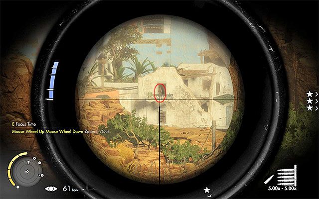 Po zajęciu miejsca w gnieździe snajperskim połóż się na ziemi i wyceluj ze snajperki w przeciwnika oddalonego o kilkaset metrów od bohatera - Sekrety - Misja 1 | Sniper Elite III Afrika - Sniper Elite III: Afrika - poradnik do gry