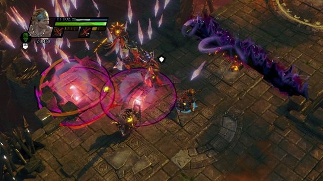 Na ten atak trzeba szczególnie uważać. - Walka | Postacie w Sacred 3 - Sacred 3 - poradnik do gry