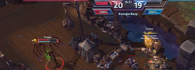 Na powyższym screenie można zauważyć, że przeciwnik jest w posiadaniu 4 Dublonów - Blackhearts Bay/Zatoka Czarnosercego | Rodzaje i opis map | Heroes of the Storm - Heroes of the Storm - poradnik do gry