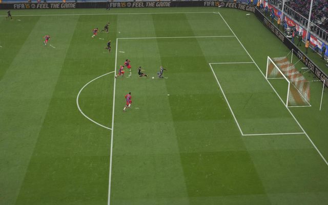 Dobre wyjście to podstawa sukcesu! - Gra bramkarzem - interwencje | Obrona w FIFA 15 - FIFA 15 - poradnik do gry