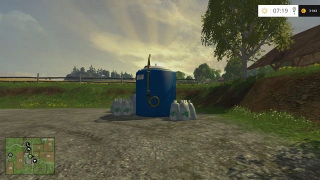 Zbiornik z nawozem. - Farma budynki oraz maszyny startowe w Farming Simulator 15 | Podstawy - Farming Simulator 15 - poradnik do gry