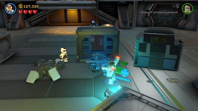 Po napompowaniu kontenera zacznij walczyć z krokiem jako Cyborg w ekstrawielkim kostiumie - Na Strażnicy Porządku | Opis przejścia Lego Batman 3 Poza Gotham - LEGO Batman 3: Poza Gotham - poradnik do gry