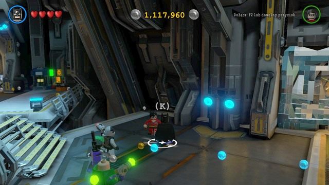 Po odzyskaniu panowania nad postaciami podejdź do Plastic Mana i dowiedz się w jaki sposób otworzyć zamarznięte drzwi - Czaszkoła Przetrwania | Opis przejścia Lego Batman 3 Poza Gotham - LEGO Batman 3: Poza Gotham - poradnik do gry