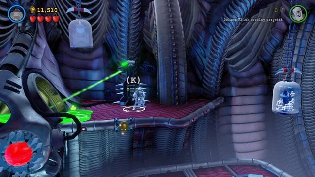 Po wyłączeniu pierwszej dźwigni zmień strój na kostium ochronny i przejdź przez toksyczne odpady - Czaszkoła Przetrwania | Opis przejścia Lego Batman 3 Poza Gotham - LEGO Batman 3: Poza Gotham - poradnik do gry