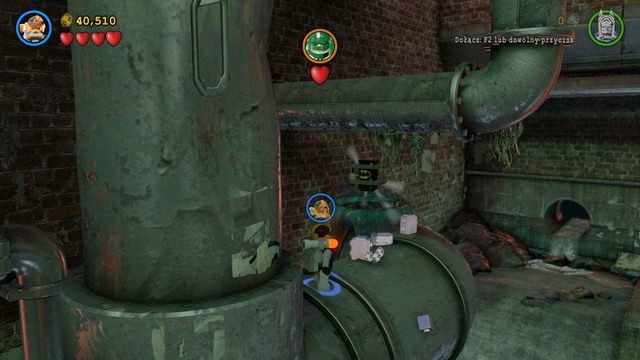 Ostatni czyli dziesiąty minizestaw możesz zdobyć wlatując na rurę po prawej stronie od Zabójczego Kroka - Minizestawy | Pościek - sekrety w Lego Batman 3 Poza Gotham - LEGO Batman 3: Poza Gotham - poradnik do gry