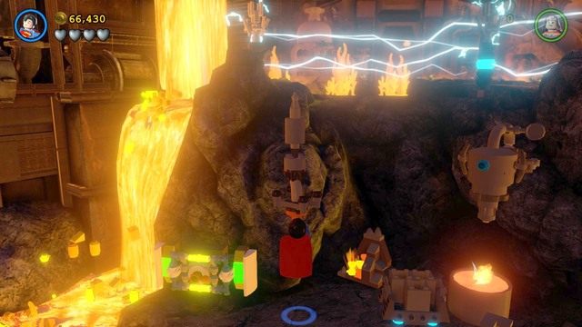 Czwarta lina znajduje się w miejscu, w którym bijesz się ze sługą Sinestro i niszczysz jego laser - Minizestawy | Qwardy Orzech Do Zgryzienia - sekrety w Lego Batman 3 Poza Gotham - LEGO Batman 3: Poza Gotham - poradnik do gry