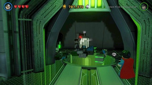 Ósmą postać możesz odblokować w centralnym pokoju kwatery głównej Hali Zagłady - Postacie | Hala Sprawiedliwości i Zagłady - sekrety w Lego Batman 3 Poza Gotham - LEGO Batman 3: Poza Gotham - poradnik do gry