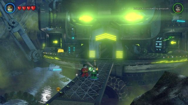 Trzeci złoty klocek otrzymasz niszcząc pięć ważek, które latają w Hali Zagłady - Złote Klocki | Hala Sprawiedliwości i Zagłady - sekrety w Lego Batman 3 - LEGO Batman 3: Poza Gotham - poradnik do gry