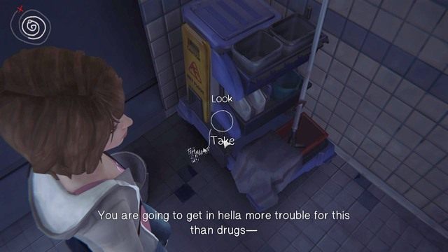 Po rozmowie z Jeffersonem wyjdź z klasy i udaj się na pomoc dziewczynie do damskiej toalety - Life is Strange: Chrysalis, Rozdział 1 - solucja, opis przejścia - Life is Strange - poradnik do gry