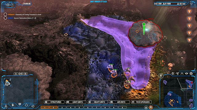 W północnej części planszy, przy rzece, znajduje się drugi Fabrication Matrix [4], dzięki któremu będziesz mógł wybudować Artillery Attachment - Misja 6 - The Headwaters | Kampania Human | Grey Goo - Grey Goo - poradnik do gry