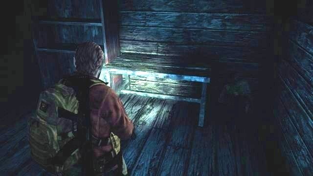 Po wyjściu z lasu natrafisz na duży dom, z którego lewej strony znajduje się bramka z zamkiem, który można przestrzelić - Kolonia karna - Barry | Dokumenty | Resident Evil Revelations 2 - Resident Evil: Revelations 2 - Kolonia Karna - poradnik do gry
