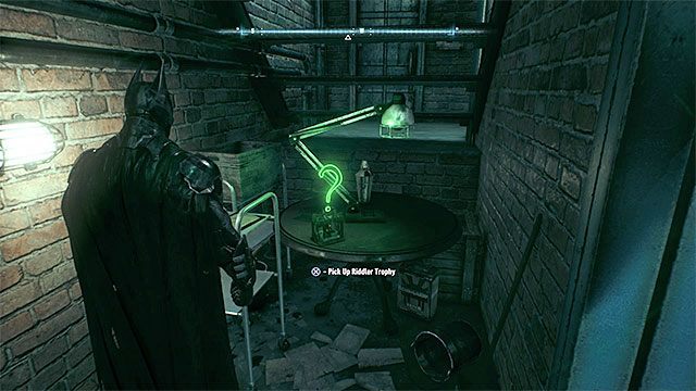Trofeum odnajdziesz pod schodami - Trofea Człowieka-Zagadki na wyspie Miagani Island (20-38) | Wyspa Miagani Island - Batman Arkham Knight - poradnik do gry