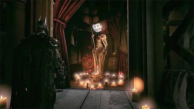 Zeskanuj ołtarzyk ku pamięci Jokera - Zagadki słowne w studiu filmowym Panessa | Sekrety - Studia Panessa - Batman Arkham Knight - poradnik do gry