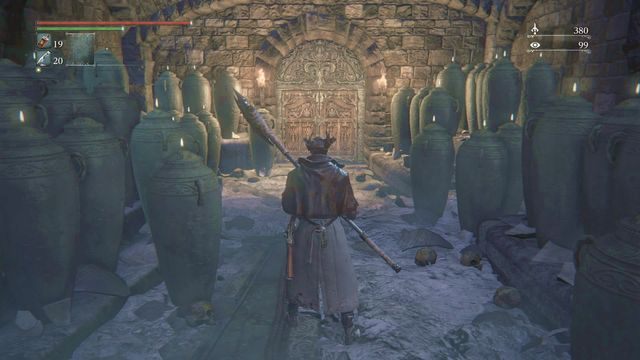 Zamknięte drzwi, prowadzące do Górnego Rewiru Katetralnego. - Górny Rewir Katedralny | Opis przejścia Bloodborne - Bloodborne - poradnik do gry