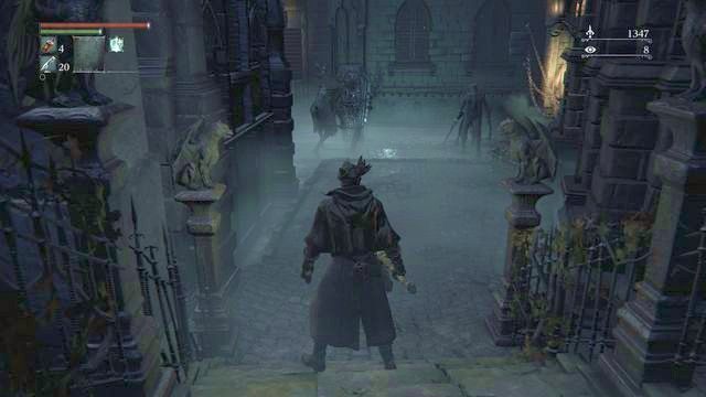 Po zejściu niżej przyszykuj się na walkę. - Rewir katedralny - centralny plac | Opis przejścia Bloodborne - Bloodborne - poradnik do gry