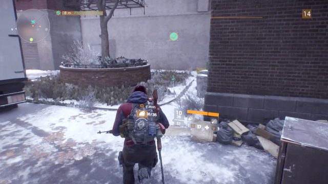 Jeden z telefonów schowany w alejce pośród trawy - Clinton [M5] | Dane wywiadowcze w The Division - The Division - poradnik do gry