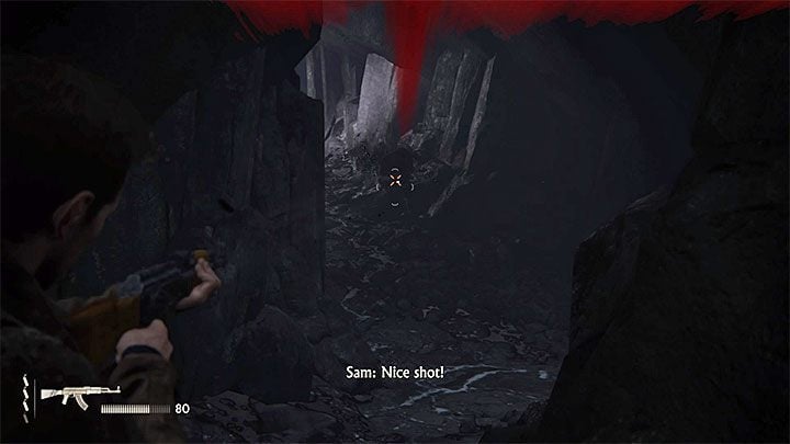 Dobrym pomysłem jest bronoienie się w jaskini ze strzelbą - Uncharted 4 Kres Złodzieja: Rozdział 8 Grób Henryego Averyego - solucja, opis przejścia - Uncharted 4: Kres Złodzieja - poradnik do gry