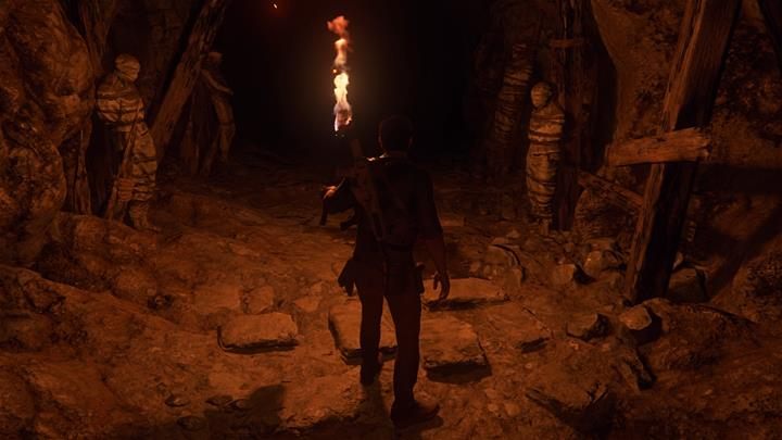 Uważaj na mumie - są one wybuchową pułapką - Uncharted 4 Kres Złodzieja: Rozdział 19 Upadek Averyego - solucja, opis przejścia - Uncharted 4: Kres Złodzieja - poradnik do gry