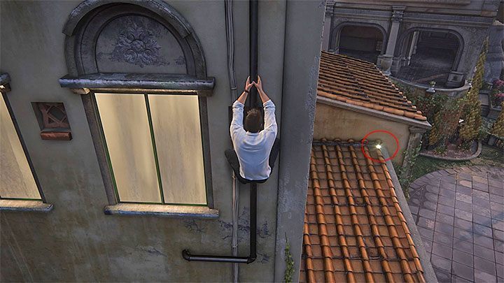 Początkowo przemieszczaj się ku górze, a następnie bardziej w prawo - Uncharted 4 Kres Złodzieja: Złodziejska krew - wszystkie skarby - Uncharted 4: Kres Złodzieja - poradnik do gry