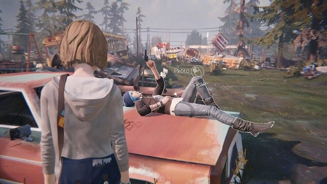 Ósme zdjęcie będzie dostępne po wykonaniu serii strzałów przez Chloe - Life is Strange: Out of time - Zdjęcia - Life is Strange - poradnik do gry