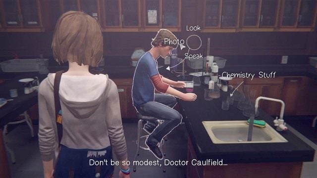 Przedostatnie zdjęcie wykonasz na zajęciach w szkole - Life is Strange: Out of time - Zdjęcia - Life is Strange - poradnik do gry