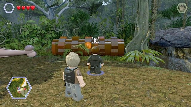 Drugi przedmiot znajdziesz za pniem z klocków - Terytorium Ankylozaura | Jurassic Park III - sekrety - LEGO Jurassic World - poradnik gry