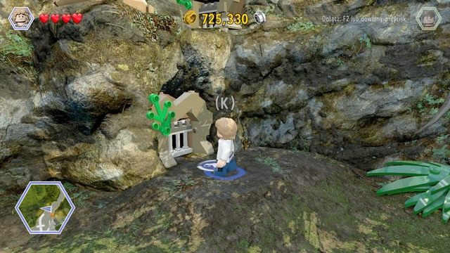 Kontrolując Greya, podejdź do wnęki w skale i dostań się na górę za pomocą szybu - Atak | Jurassic World - opis przejścia - LEGO Jurassic World - poradnik gry
