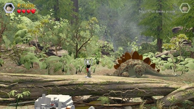 Po przedostaniu się w dalszą część, podejdź jako Nick do srebrnego obiektu i zniszcz go by móc wskoczyć na pień drzewa - Isla Sorna | Jurassic Park The Lost World - opis przejścia - LEGO Jurassic World - poradnik gry