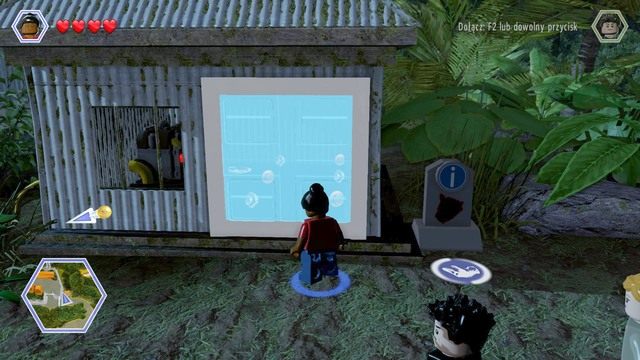 Po dotarciu do bramy, podejdź do budki obok i jako Kelly zbij szklane drzwi - Centrum komunikacyjne | Jurassic Park The Lost World - opis przejścia - LEGO Jurassic World - poradnik gry