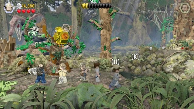 Podczas walki spinozaura z tyranozaurem, podejdź do Granta i wyciągnij go z potrzasku - Spinozaur | Jurassic Park III - opis przejścia - LEGO Jurassic World - poradnik gry