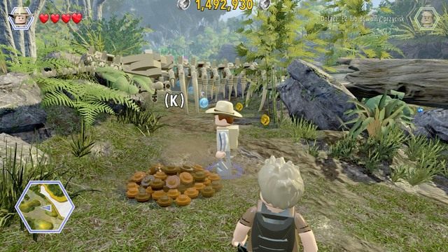 Dostań się jako Grant to miejsca pokazanego na obrazku i wykop z ziemi drążek - Eric Kirby | Jurassic Park III - opis przejścia - LEGO Jurassic World - poradnik gry