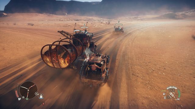 Po udanym uczepieniu się będziesz konsekwentnie obniżał wytrzymałość pojazdu wroga. - W pojeździe | Walka w Mad Max - Mad Max - poradnik do gry