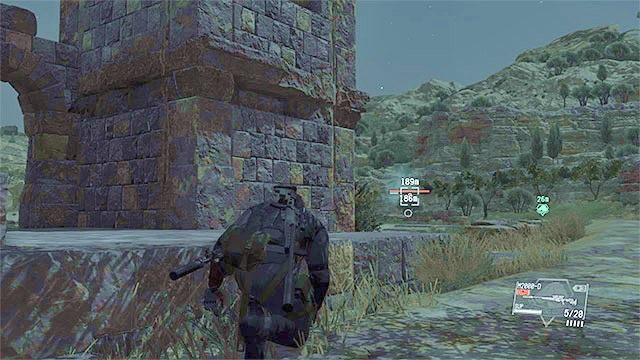 Ostrożnie przemieść się do innej części ruin i ponownie zlokalizuj Quiet - Jak wygrać pojedynek z Quiet w trybie Extreme? | Misja 40 - [Extreme] Cloaked in Silence - Metal Gear Solid V: The Phantom Pain - poradnik do gry