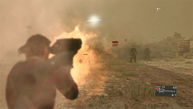 Możesz użyć Honey Bee do eliminowania zombiaków - Eksfiltracja z odnalezioną bronią Honey Bee | Misja 6 - Where Do the Bees Sleep? - Metal Gear Solid V: The Phantom Pain - poradnik do gry