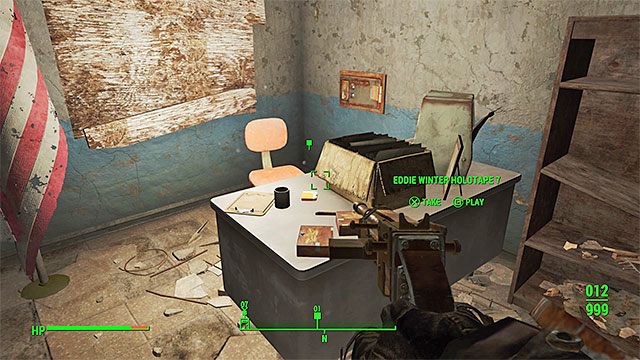 Rozejrzyj się za biurkiem z położonym na nim dużym kartonem - Najwyższy czas - Nick Valentine | Zadania towarzyszy | Solucja Fallout 4 - Fallout 4 - poradnik do gry