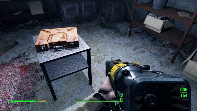 W skrzynce znajdziesz klucz do zamkniętego pomieszczenia. - Stacja satelitarna USAF Olivia | Sanktuarium - Sektor 1 | Mapy Fallout 4 - Fallout 4 - poradnik do gry