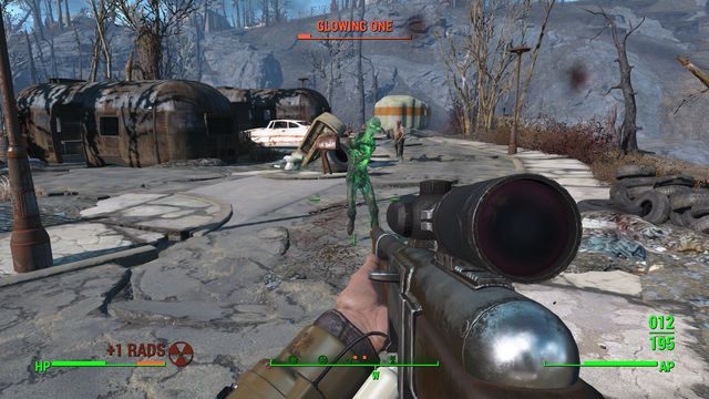 Podczas walki z tak silnymi przeciwnikami przydaje się system V.A.T.S., zwłaszcza, gdy przeciwnik znajduje się blisko ciebie. - Osiedla Przyczep Fiddlers Green | Fort Hagen - Sektor 4 | Mapy Fallout 4 - Fallout 4 - poradnik do gry
