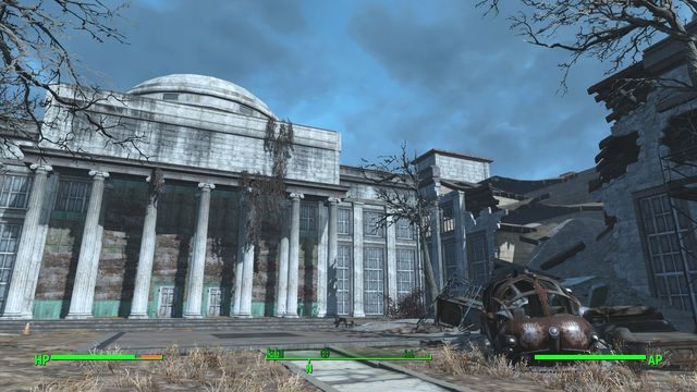 Ogromny budynek akademicki, który w momencie twojego wkroczenia jest miejscem walki super mutantów z syntkami - Ruiny ITW | Cambridge - Sektor 5 | Mapy Fallout 4 - Fallout 4 - poradnik do gry