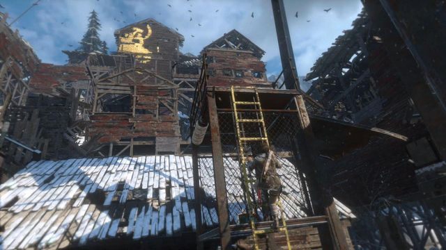 Wejdź po następnej drabince na pierwszy poziom huty - Rise of the Tomb Raider: Dotrzyj do wejścia do kopalni | Znów sama - Rise of the Tomb Raider - poradnik do gry