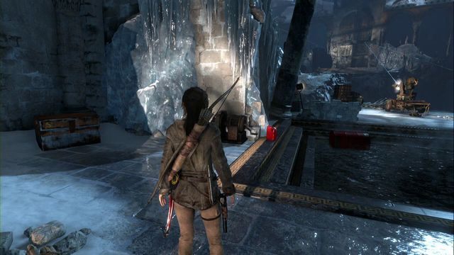 W dużej sali, z lewej strony, we wnęce - Artefakty, freski i skrzynie | Opuszczona kopalnia | Rise of the Tomb Raider - Rise of the Tomb Raider - poradnik do gry