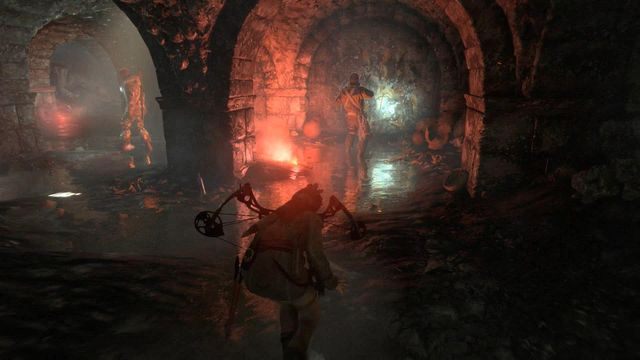 Identycznie postępuj kiedy dojdziesz do korytarza w katakumbach - Rise of the Tomb Raider: Wkradnij się na teren ruin | Udaj się do wieży] - Rise of the Tomb Raider - poradnik do gry
