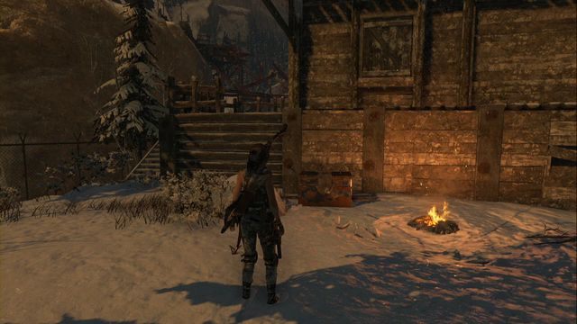 Przy ognisku, w obozie Miejsce wycinki - Skrzynie i skarby z krypty | Kompleks radziecki | Skarby Rise of the Tomb Raider - Rise of the Tomb Raider - poradnik do gry