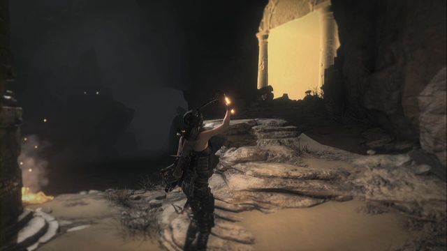 Za ogniskiem, obóz Syryjskie urwiska - Freski i skrzynie | Syria | Skarby i sekrety w Rise of the Tomb Raider - Rise of the Tomb Raider - poradnik do gry